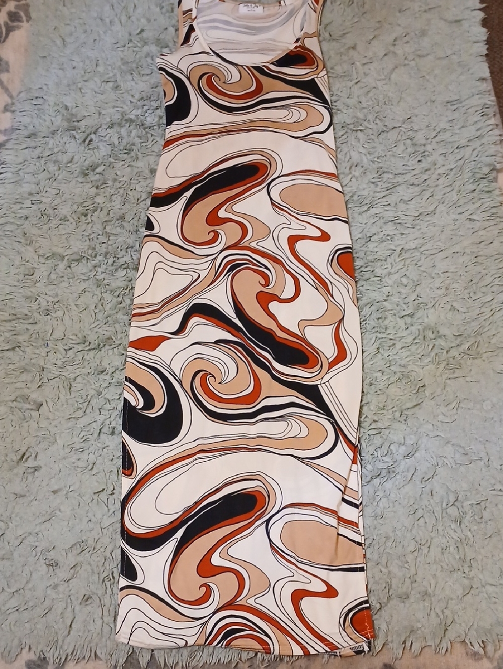 Sleeveless Swirl Print Maxi Dress in White, Tan & Black